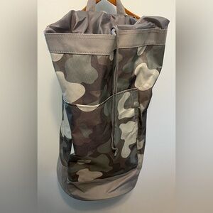 Thirty One Laundry Back Pack